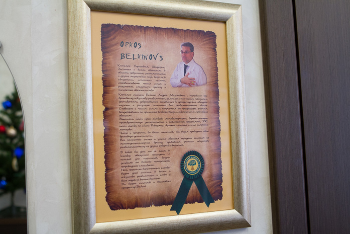 Ненужные больницы не закрывают, опасаясь социального взрыва — Андрей Белкин 2 Ненужные больницы не закрывают, опасаясь социального взрыва — Андрей Белкин 2