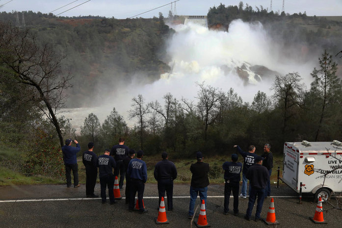 Плотина в Калифорнии: последние новости 1 Плотина в Калифорнии: последние новости 1