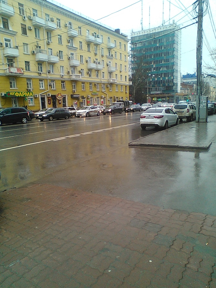 Непогода в Ростове парализовала движение ФОТО 2 Непогода в Ростове парализовала движение ФОТО 2