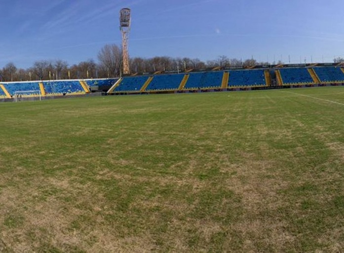 ФК "Ростов" показал состояние своего газона ФОТО 2 ФК "Ростов" показал состояние своего газона ФОТО 2