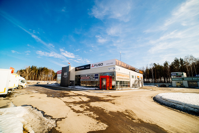 Здесь продают и «лечат» грузовики / Изнанка автосалона «Планета Авто» 20 Здесь продают и «лечат» грузовики / Изнанка автосалона «Планета Авто» 20