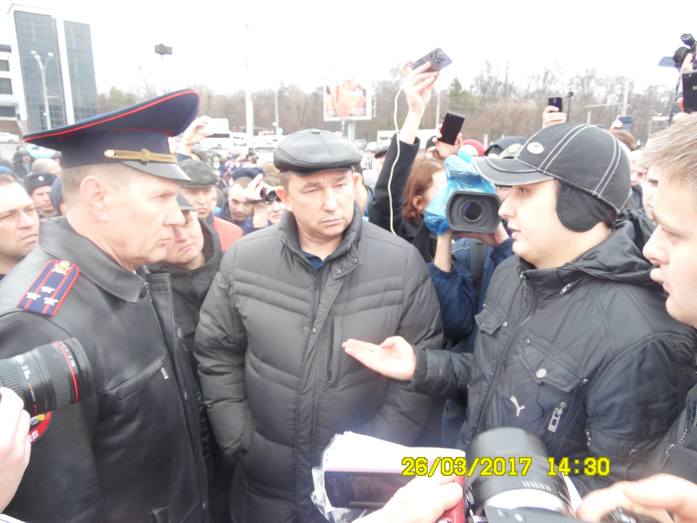 Ростовчане вышли на массовый антикоррупционный митинг несмотря на запреты 4 Ростовчане вышли на массовый антикоррупционный митинг несмотря на запреты 4