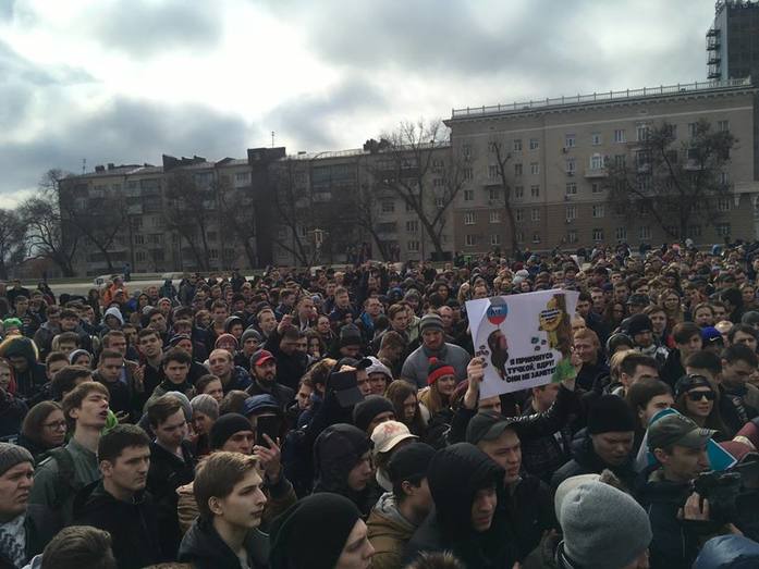 Ростовчане вышли на массовый антикоррупционный митинг несмотря на запреты 7 Ростовчане вышли на массовый антикоррупционный митинг несмотря на запреты 7