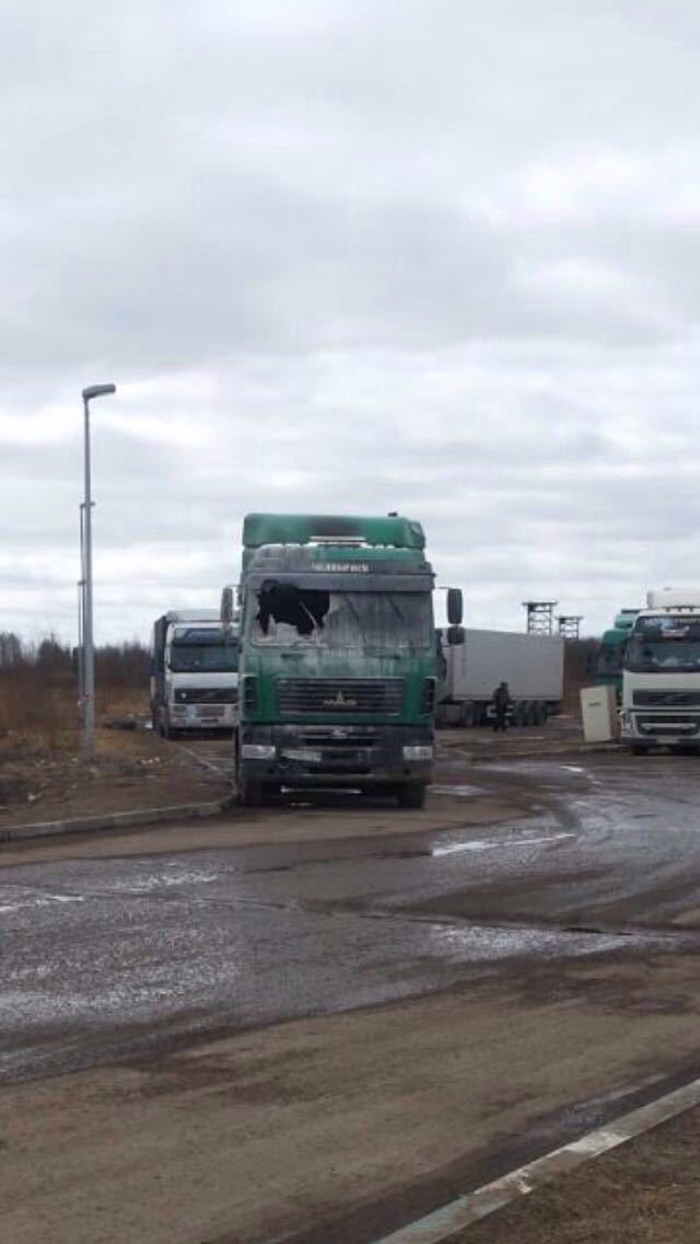 Забастовка дальнобойщиков: цены растут, появились случаи расправы над штрейкбрехерами 1 Забастовка дальнобойщиков: цены растут, появились случаи расправы над штрейкбрехерами 1