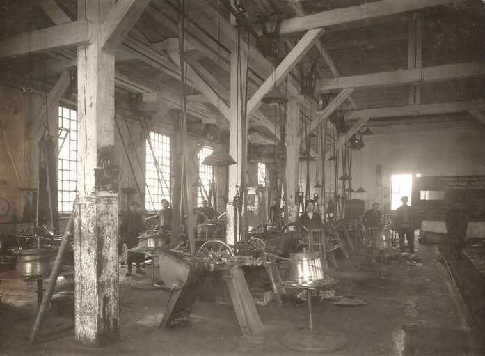 От ручного труда к автоматизированному производству: как на Урале делали гвозди 6 От ручного труда к автоматизированному производству: как на Урале делали гвозди 6