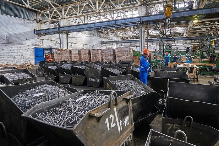 От ручного труда к автоматизированному производству: как на Урале делали гвозди 11 От ручного труда к автоматизированному производству: как на Урале делали гвозди 11