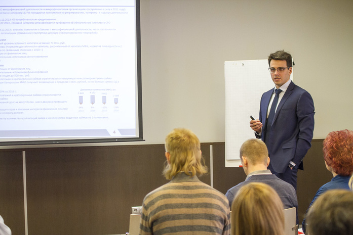 Микрофинансовый гигант раскрыл свои карты
2 Микрофинансовый гигант раскрыл свои карты
2