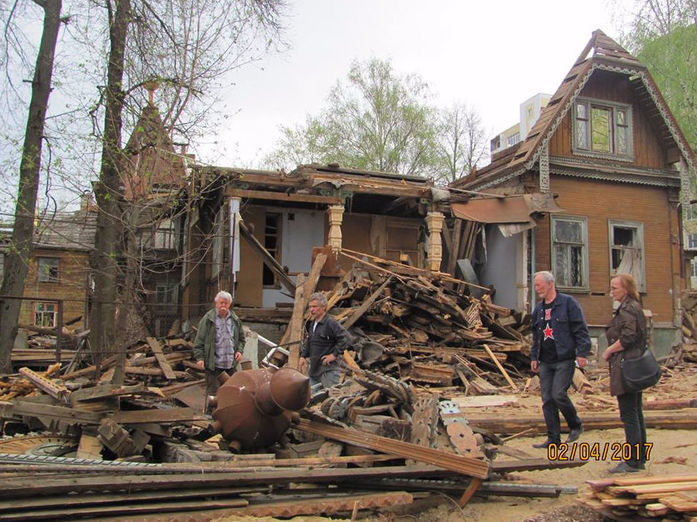 Темы недели DK.RU. Гибель «теремка», обновление Большой Покровской и Монстрация 1 Темы недели DK.RU. Гибель «теремка», обновление Большой Покровской и Монстрация 1