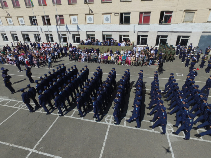 В 183 учебном центре Ростова прошёл внутренний парад войск ФОТО 2 В 183 учебном центре Ростова прошёл внутренний парад войск ФОТО 2