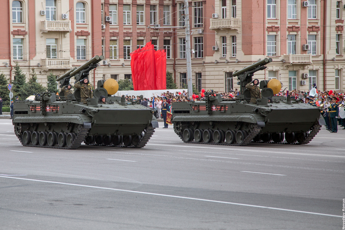 В Ростове прошел парад в честь Дня Победы ФОТО 13 В Ростове прошел парад в честь Дня Победы ФОТО 13