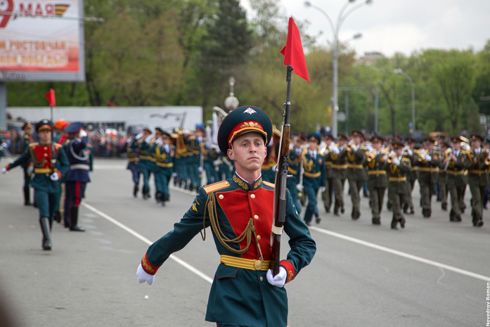 В Ростове прошел парад в честь Дня Победы ФОТО 15 В Ростове прошел парад в честь Дня Победы ФОТО 15