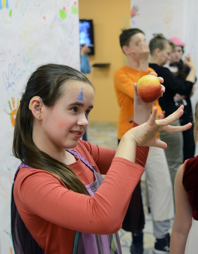 Детям с особенностями развития необходимо взаимодействие с внешней средой 2 Детям с особенностями развития необходимо взаимодействие с внешней средой 2
