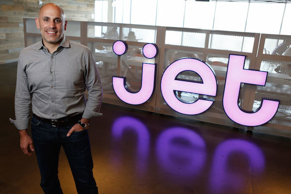 Тим Кук не дотянул до вершины рейтинга самых дорогих руководителей мира 10 Тим Кук не дотянул до вершины рейтинга самых дорогих руководителей мира 10