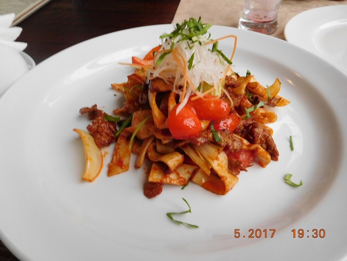 «Уголок причудливой и пряной азиатчины» - Роман Мишленов оценил «Шафран» 5 «Уголок причудливой и пряной азиатчины» - Роман Мишленов оценил «Шафран» 5