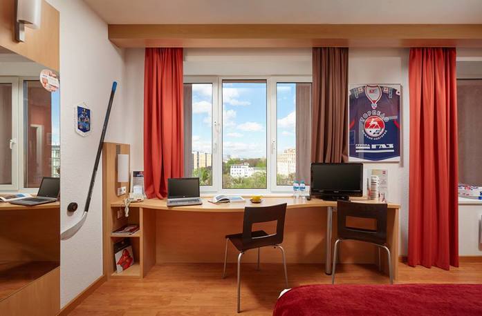 В нижегородской гостинице появился фирменный хоккейный номер 4 В нижегородской гостинице появился фирменный хоккейный номер 4