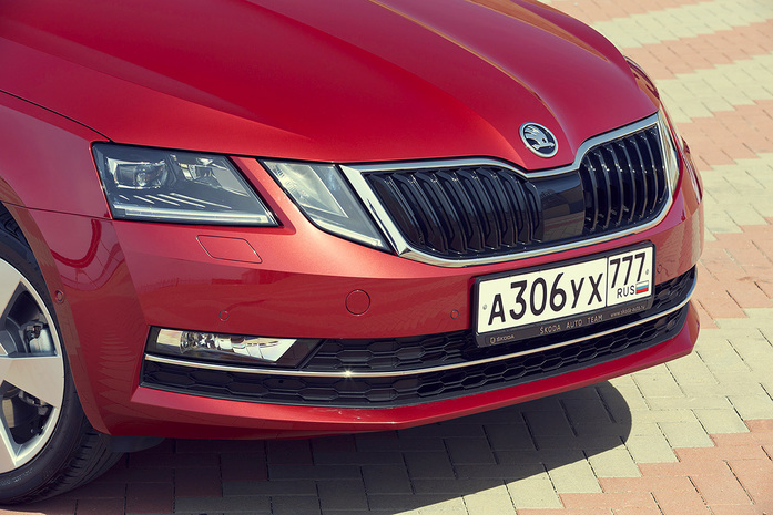Обновленная Skoda Octavia: тест-драйв с Дмитрием Елизаровым 2 Обновленная Skoda Octavia: тест-драйв с Дмитрием Елизаровым 2