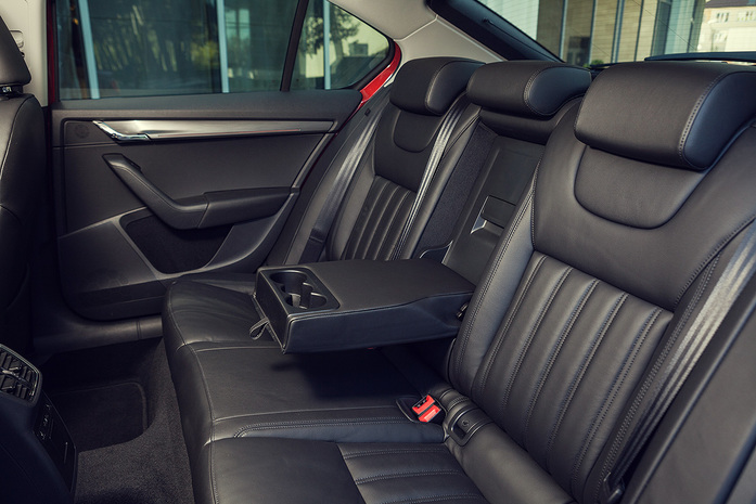 Обновленная Skoda Octavia: тест-драйв с Дмитрием Елизаровым 6 Обновленная Skoda Octavia: тест-драйв с Дмитрием Елизаровым 6