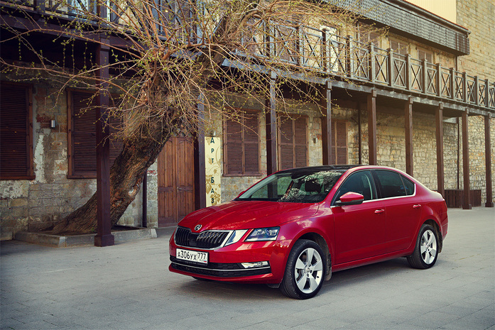 Обновленная Skoda Octavia: тест-драйв с Дмитрием Елизаровым 9 Обновленная Skoda Octavia: тест-драйв с Дмитрием Елизаровым 9
