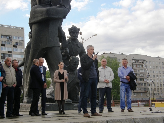 Нижегородские перевозчики вышли на митинг против изменения маршрутной сети 3 Нижегородские перевозчики вышли на митинг против изменения маршрутной сети 3