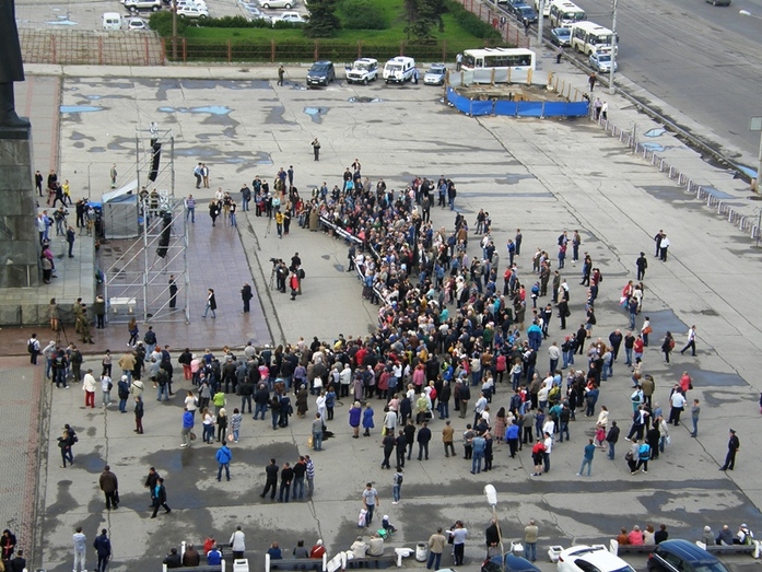 Нижегородские перевозчики вышли на митинг против изменения маршрутной сети 4 Нижегородские перевозчики вышли на митинг против изменения маршрутной сети 4