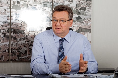 Александр Коропачинский: «Строя слишком много жилья, мы роем себе яму»
 2 Александр Коропачинский: «Строя слишком много жилья, мы роем себе яму»
 2