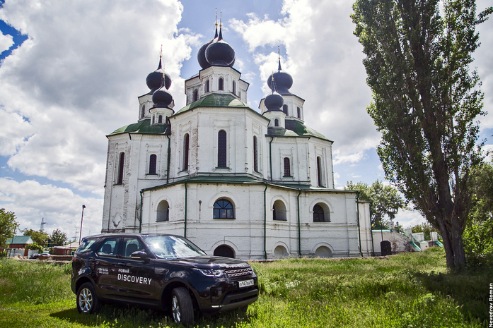 Алексан Мкртчян открыл для себя новый Land Rover Discovery 12 Алексан Мкртчян открыл для себя новый Land Rover Discovery 12