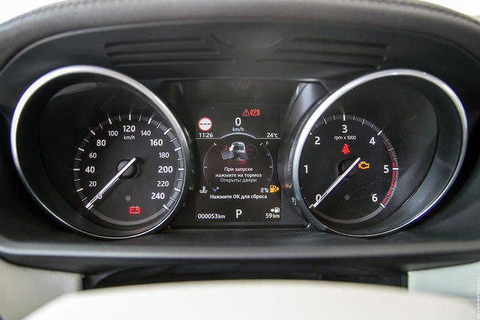 Алексан Мкртчян открыл для себя новый Land Rover Discovery 14 Алексан Мкртчян открыл для себя новый Land Rover Discovery 14