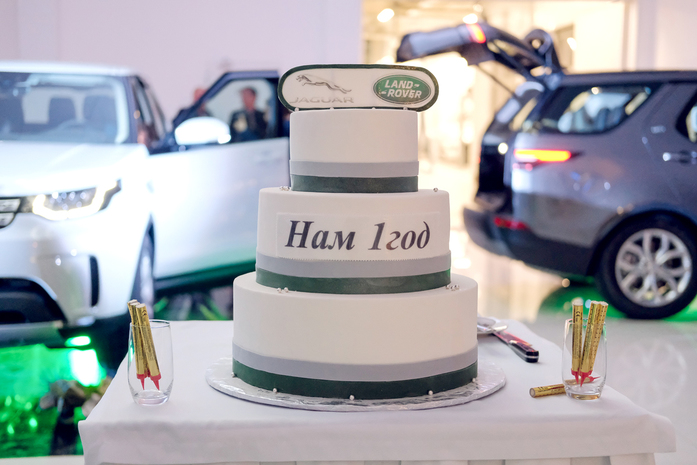 Jaguar Land Rover Вестминстер первым в Красноярске представил Discovery пятого поколения 1 Jaguar Land Rover Вестминстер первым в Красноярске представил Discovery пятого поколения 1