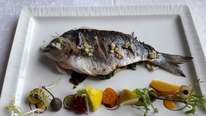 Летнее меню в «Кураже»: от окрошки до Том-Ям. Ресторанная критика Романа Мишленова 3 Летнее меню в «Кураже»: от окрошки до Том-Ям. Ресторанная критика Романа Мишленова 3