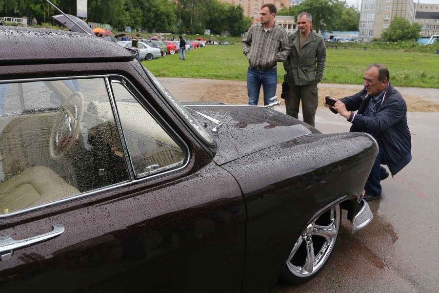 В Нижнем Новгороде прошел фестиваль неординарных автомобилей. ФОТО 14 В Нижнем Новгороде прошел фестиваль неординарных автомобилей. ФОТО 14