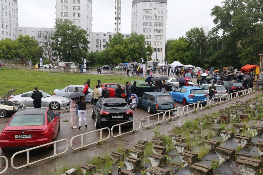 В Нижнем Новгороде прошел фестиваль неординарных автомобилей. ФОТО 20 В Нижнем Новгороде прошел фестиваль неординарных автомобилей. ФОТО 20