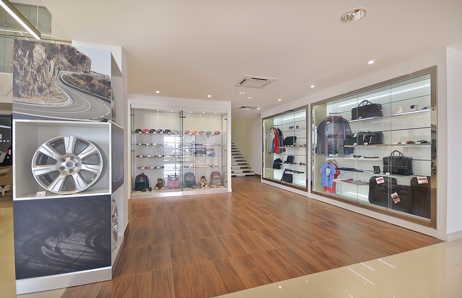 В Нижнем Новгороде открылся второй дилерский центр Jaguar Land Rover 5 В Нижнем Новгороде открылся второй дилерский центр Jaguar Land Rover 5