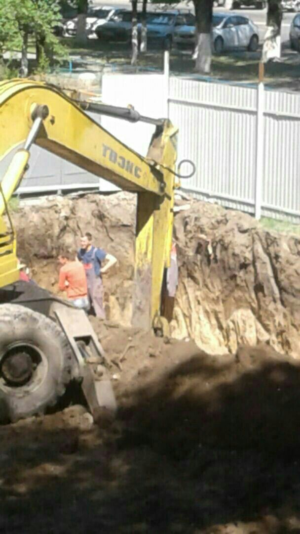 Ростовчане протестуют против строительства магазина на Западном 1 Ростовчане протестуют против строительства магазина на Западном 1