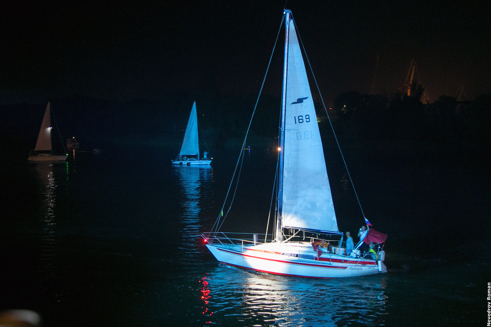 На набережной Ростова состоялся общегородской выпускной 15 На набережной Ростова состоялся общегородской выпускной 15