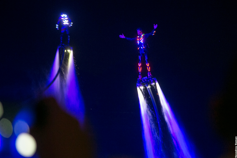 На набережной Ростова состоялся общегородской выпускной 17 На набережной Ростова состоялся общегородской выпускной 17