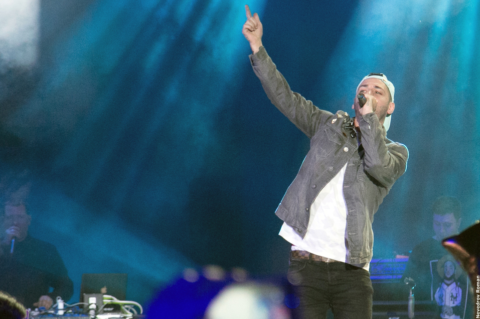 На набережной Ростова состоялся общегородской выпускной 22 На набережной Ростова состоялся общегородской выпускной 22