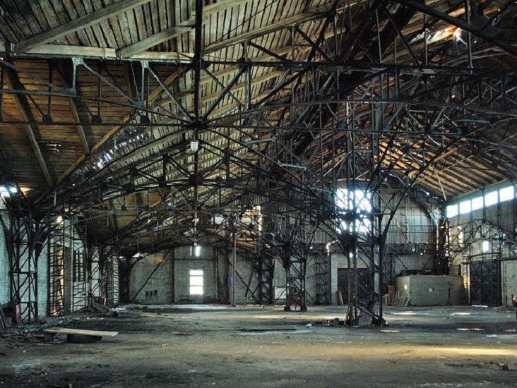 Темы недели DK.RU. Судьба «кружевных» конструкций на Стрелке и пожар в популярном кафе 1 Темы недели DK.RU. Судьба «кружевных» конструкций на Стрелке и пожар в популярном кафе 1