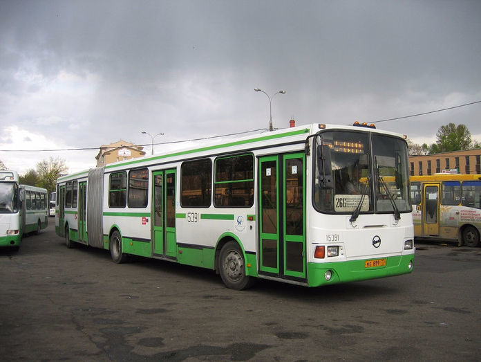 Темы недели DK.RU. Судьба «кружевных» конструкций на Стрелке и пожар в популярном кафе 4 Темы недели DK.RU. Судьба «кружевных» конструкций на Стрелке и пожар в популярном кафе 4