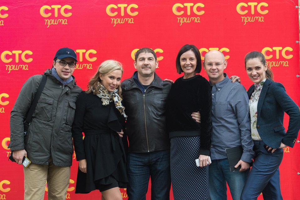 Анна Прохорова: «Я не работаю с проблемами, я работаю с амбициями»
3 Анна Прохорова: «Я не работаю с проблемами, я работаю с амбициями»
3