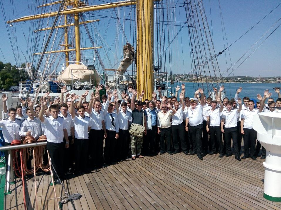 Toyota Hilux компании КЛЮЧАВТО стал участником новой экспедиции Федора Конюхова 1 Toyota Hilux компании КЛЮЧАВТО стал участником новой экспедиции Федора Конюхова 1