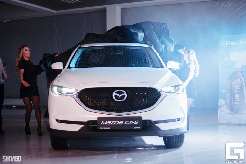 Дерзкая заявка: новый Mazda CX-5 поразил гостей на официальной презентации 6 Дерзкая заявка: новый Mazda CX-5 поразил гостей на официальной презентации 6