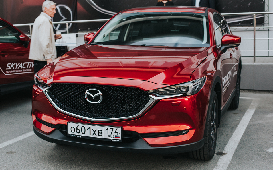Дерзкая заявка: новый Mazda CX-5 поразил гостей на официальной презентации 8 Дерзкая заявка: новый Mazda CX-5 поразил гостей на официальной презентации 8