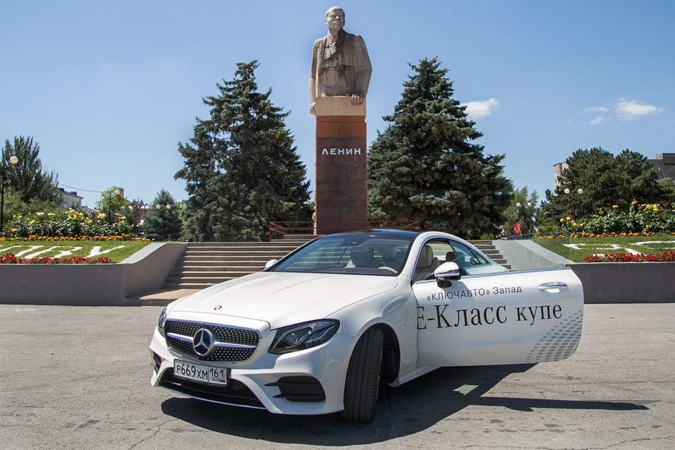 Елена Городничая отправилась в древний Азов на Мерседес-Бенц будущего 1 Елена Городничая отправилась в древний Азов на Мерседес-Бенц будущего 1