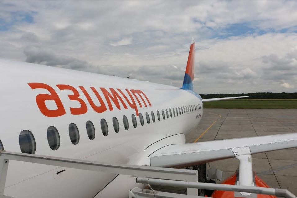 В Ростов прилетел первый самолет авиакомпании "Азимут" 1 В Ростов прилетел первый самолет авиакомпании "Азимут" 1