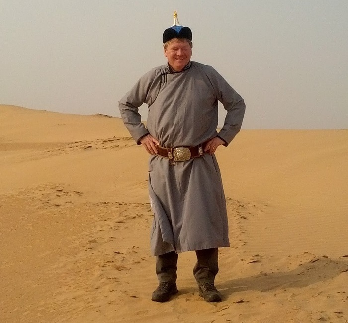 Монголы спрашивают: «Ты действительно планируешь здесь заработать?» — А я уже зарабатываю 2 Монголы спрашивают: «Ты действительно планируешь здесь заработать?» — А я уже зарабатываю 2