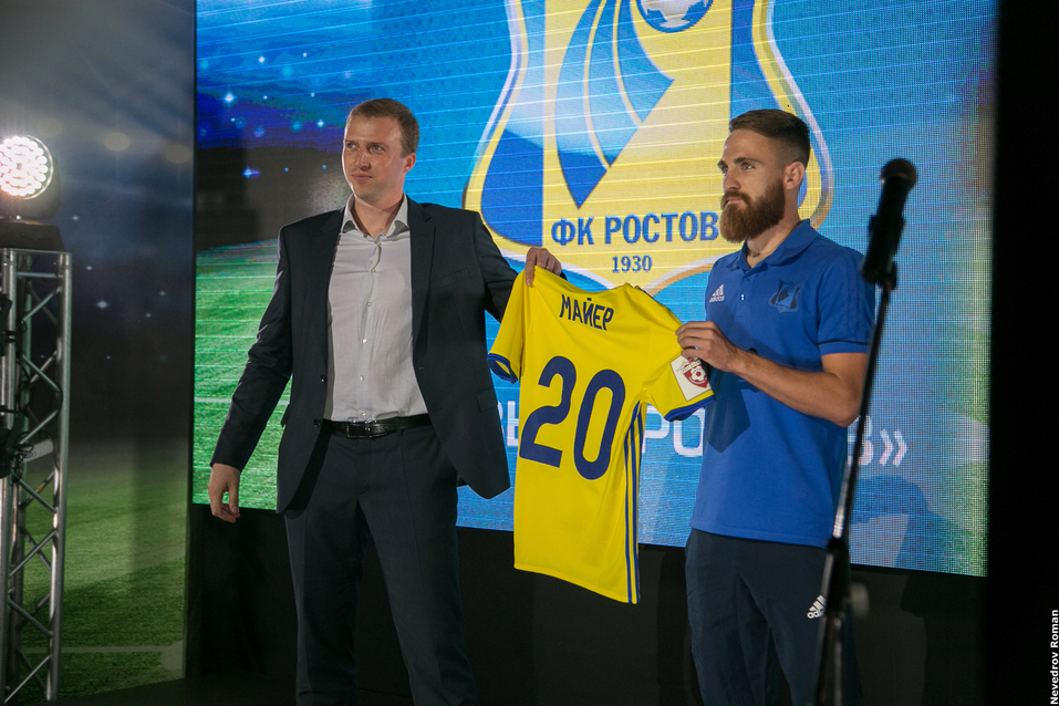 Болельщикам представили новый "Ростов" 5 Болельщикам представили новый "Ростов" 5