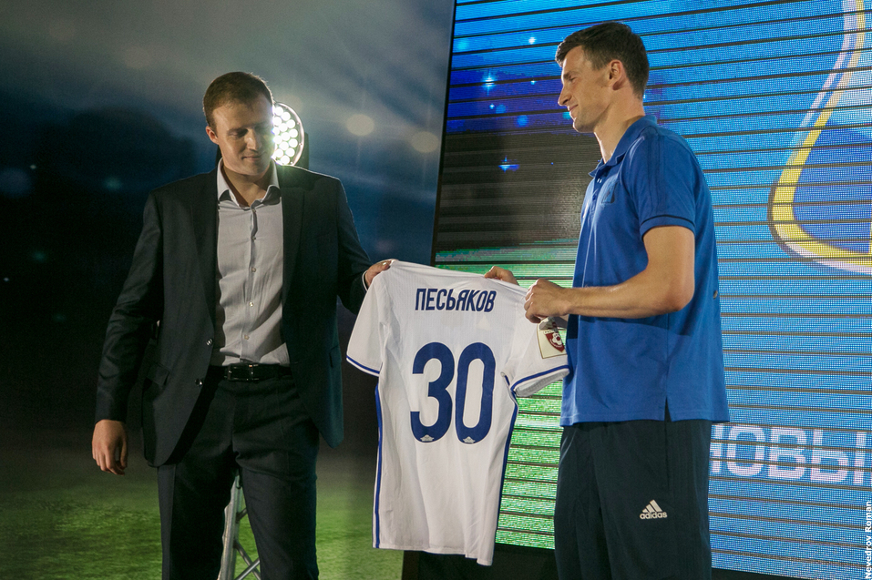 Болельщикам представили новый "Ростов" 17 Болельщикам представили новый "Ростов" 17