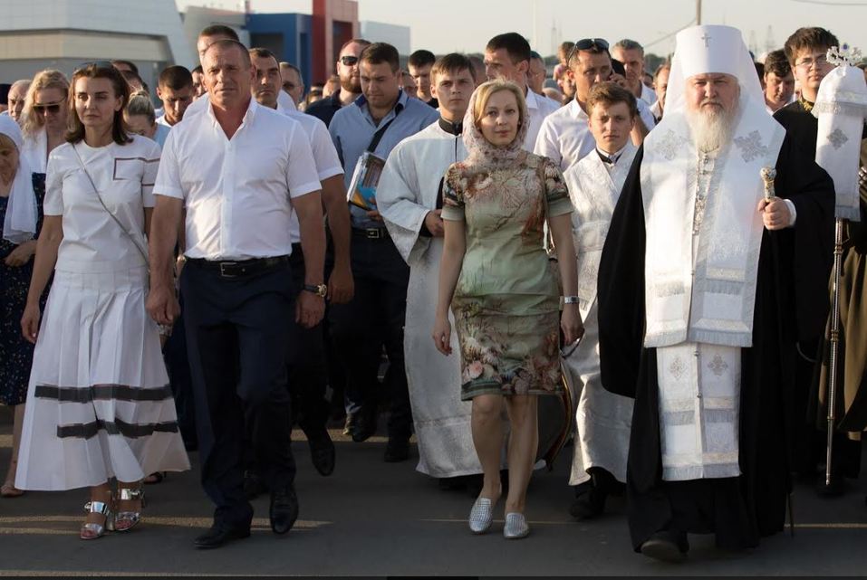 ГК "ЮгСтройИнвест" оказала поддержку в проведении крестного хода в Ставрополе
3 ГК "ЮгСтройИнвест" оказала поддержку в проведении крестного хода в Ставрополе
3