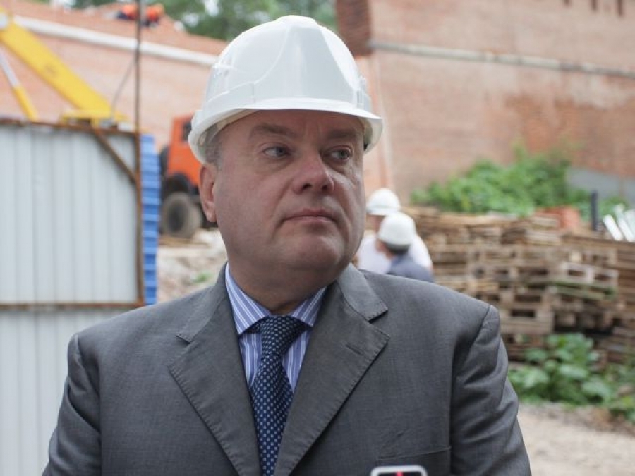 Хохлов, Лапшин и Молокин поддержали снос бетонных пакгаузов 1 Хохлов, Лапшин и Молокин поддержали снос бетонных пакгаузов 1