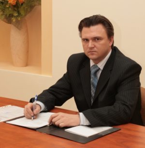 Хохлов, Лапшин и Молокин поддержали снос бетонных пакгаузов 3 Хохлов, Лапшин и Молокин поддержали снос бетонных пакгаузов 3